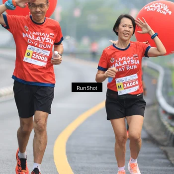Runner Photo 7022997