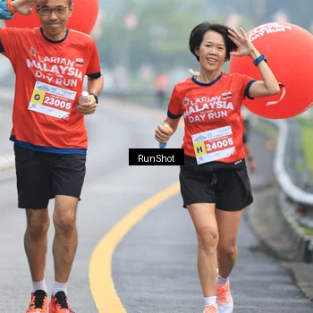 Runner Photo 7022998