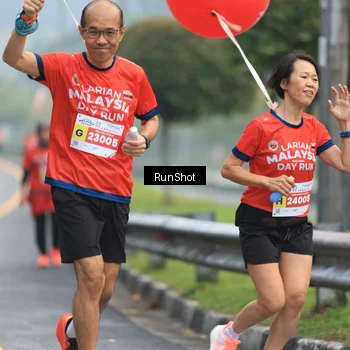 Runner Photo 7023002