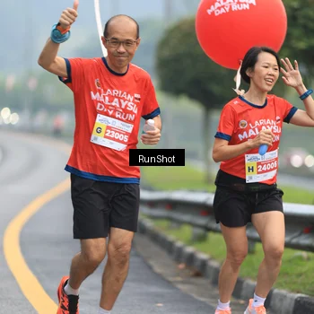 Runner Photo 7023004