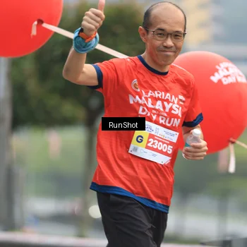 Runner Photo 7023019
