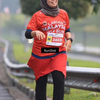 Runner Photo 7023024