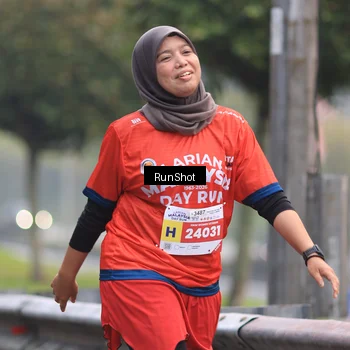 Runner Photo 7023030