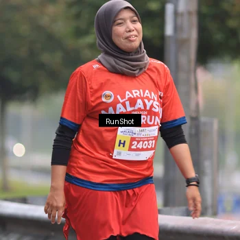 Runner Photo 7023035