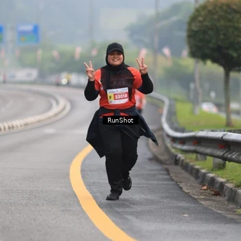 Runner Photo 7023047