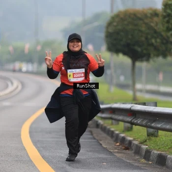 Runner Photo 7023050