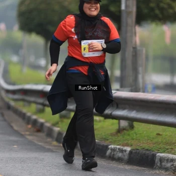 Runner Photo 7023059