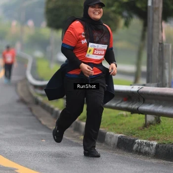 Runner Photo 7023062