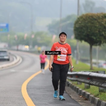 Runner Photo 7023064