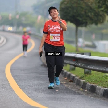 Runner Photo 7023069