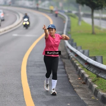 Runner Photo 7023081