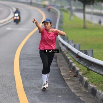 Runner Photo 7023082