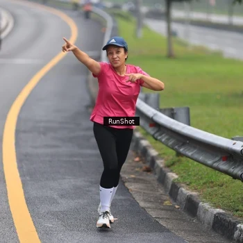Runner Photo 7023084