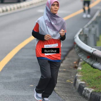 Runner Photo 7023146
