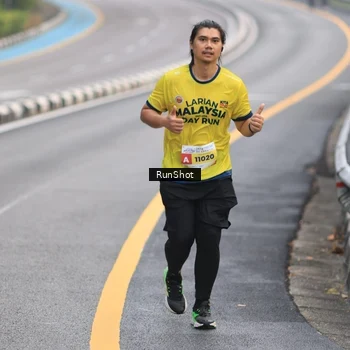 Runner Photo 7023215