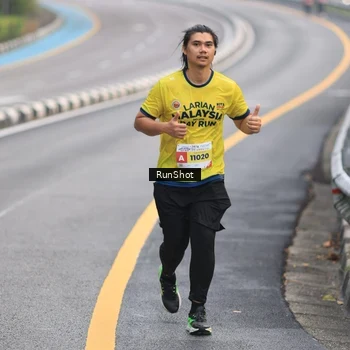 Runner Photo 7023219