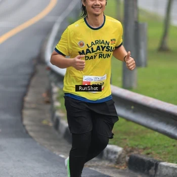 Runner Photo 7023228
