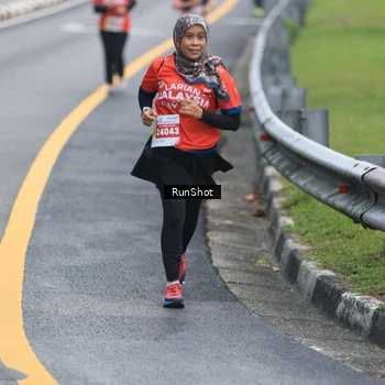 Runner Photo 7023263