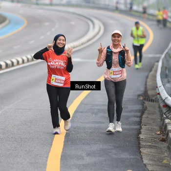 Runner Photo 7023291