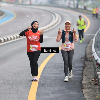 Runner Photo 7023296