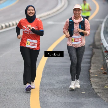 Runner Photo 7023308