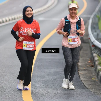 Runner Photo 7023313