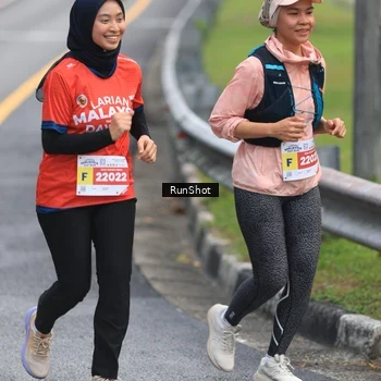 Runner Photo 7023322