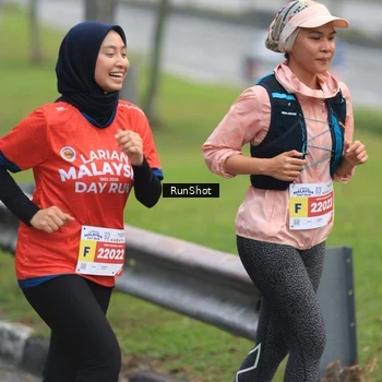 Runner Photo 7023326