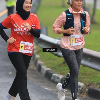 Runner Photo 7023328