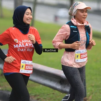 Runner Photo 7023329