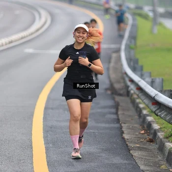 Runner Photo 7023407