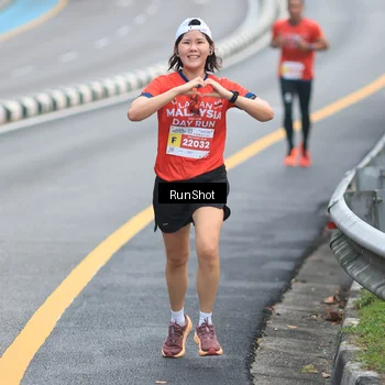 Runner Photo 7023432