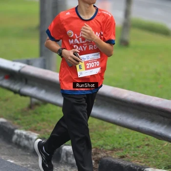Runner Photo 7023452