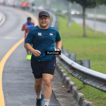 Runner Photo 7023458