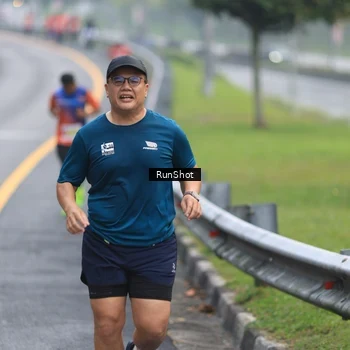 Runner Photo 7023460