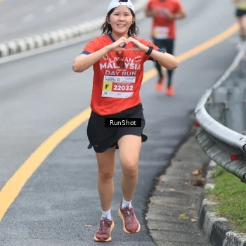 Runner Photo 7023467
