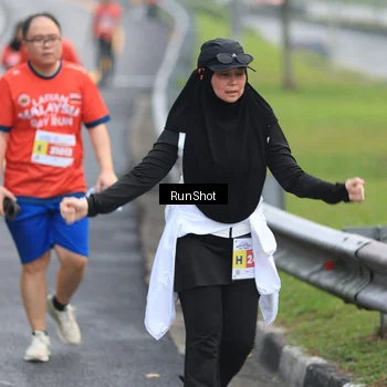 Runner Photo 7023512