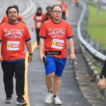 Runner Photo 7023521