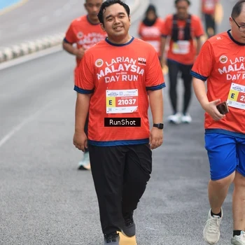 Runner Photo 7023525