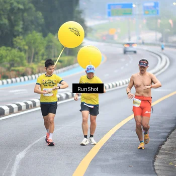 Runner Photo 7023543