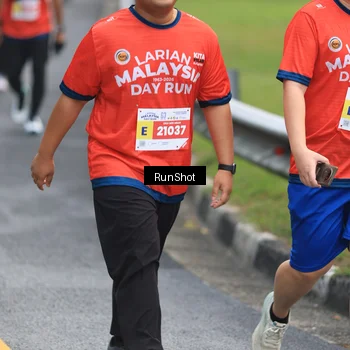 Runner Photo 7023548