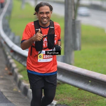 Runner Photo 7023576