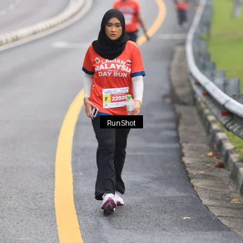 Runner Photo 7023591