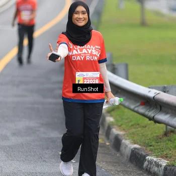 Runner Photo 7023598