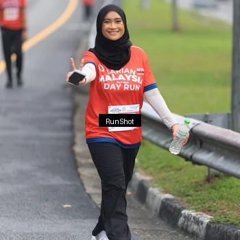 Runner Photo 7023605