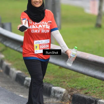 Runner Photo 7023616