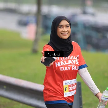 Runner Photo 7023619