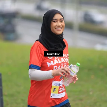 Runner Photo 7023624