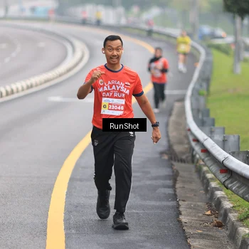 Runner Photo 7023635