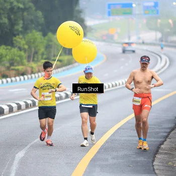 Runner Photo 7023654